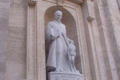 2P1010056